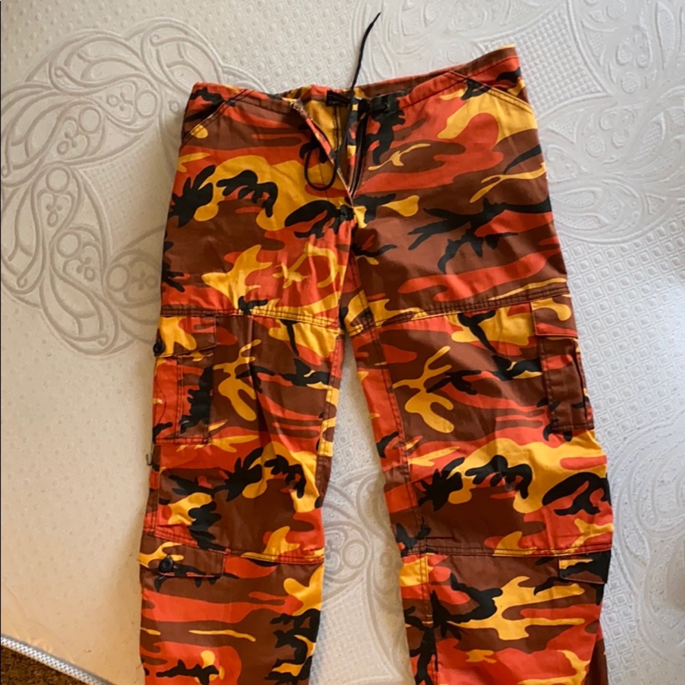 Camo pants